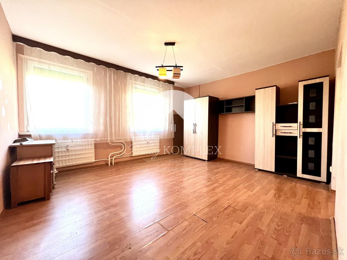 Reality KOMPLEX s.r.o. ponúka na PREDAJ 1 izbový byt v Komár