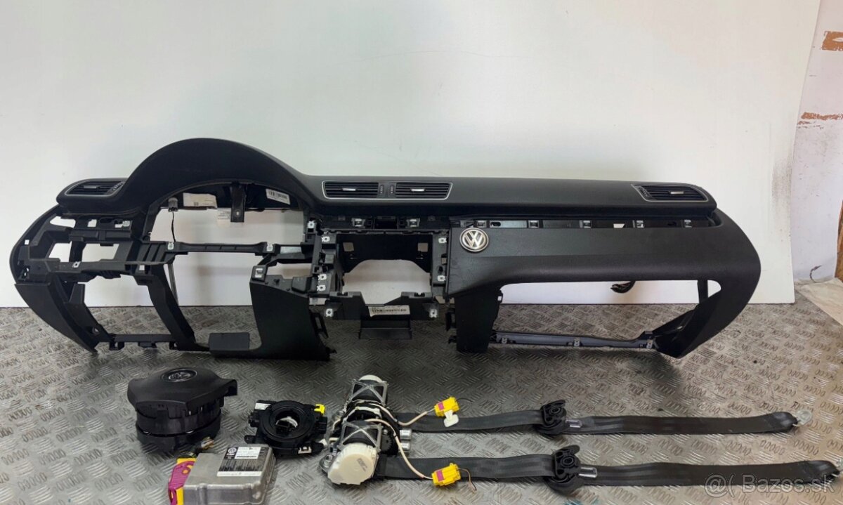 VW PASSAT B7 PRISTROKOVKA DOSKA AIRBAG PASY