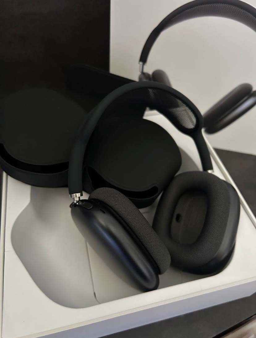 Apple AirPods MAX