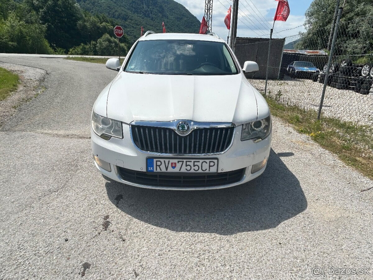 Skoda Superb II 3.6 benzin 4X4/ VYMENIM