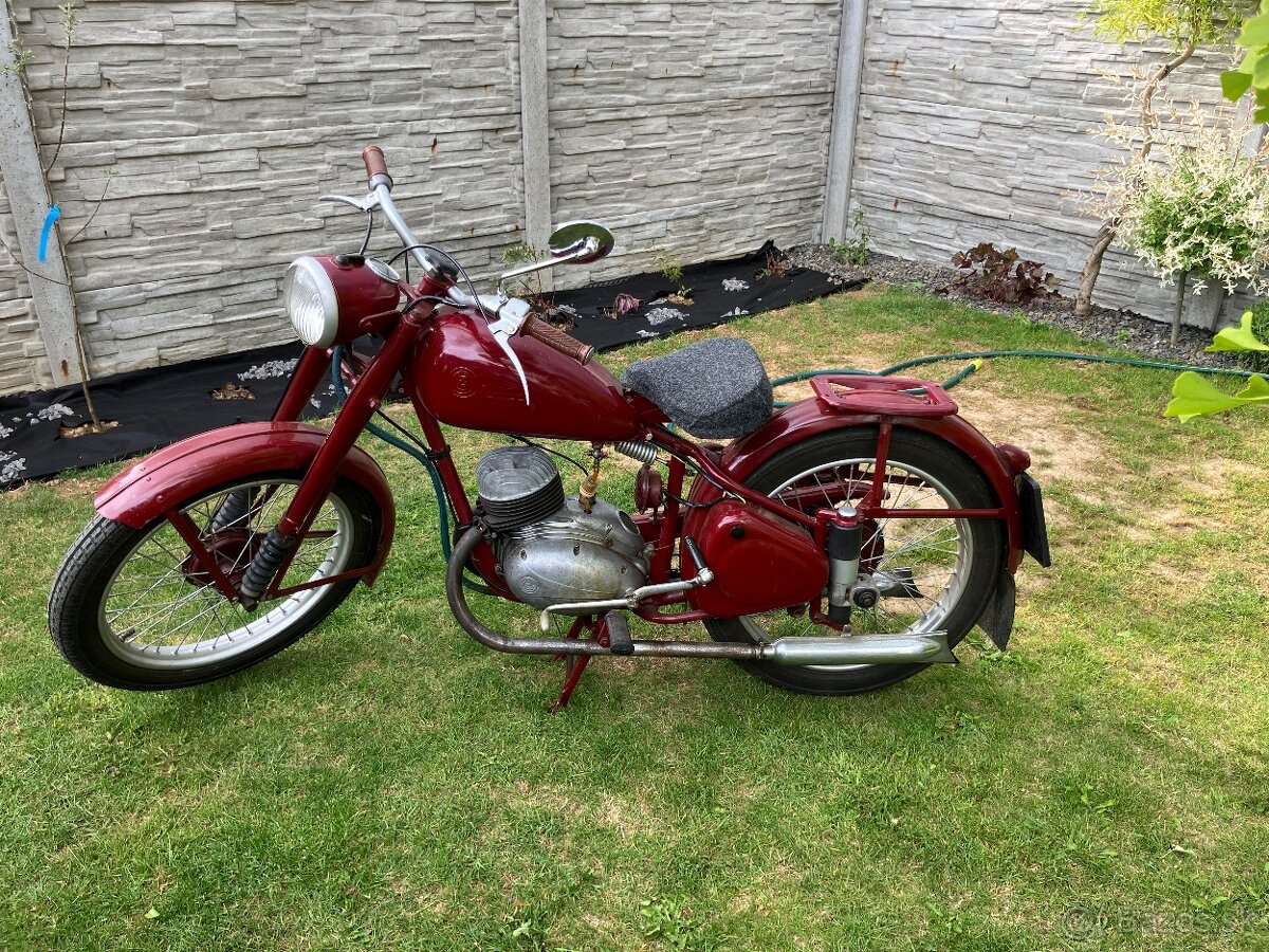 CZ 125C