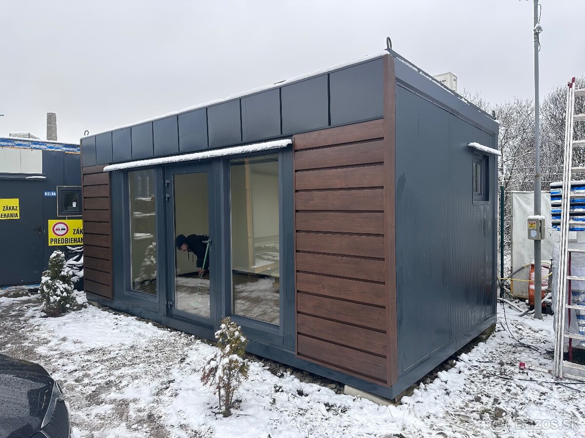 Kancelária 6x3m WC-klimatizacia.Železný rám