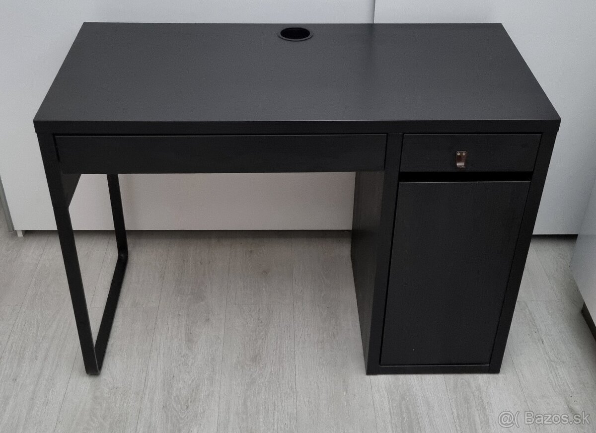 Pisaci stol IKEA- cierny, 105x50cm (aktual. cena v IKEA- 73)