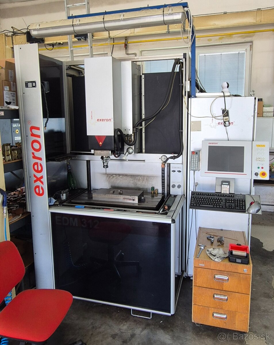 Elektroerozivna hlbička Exeron EDM 312