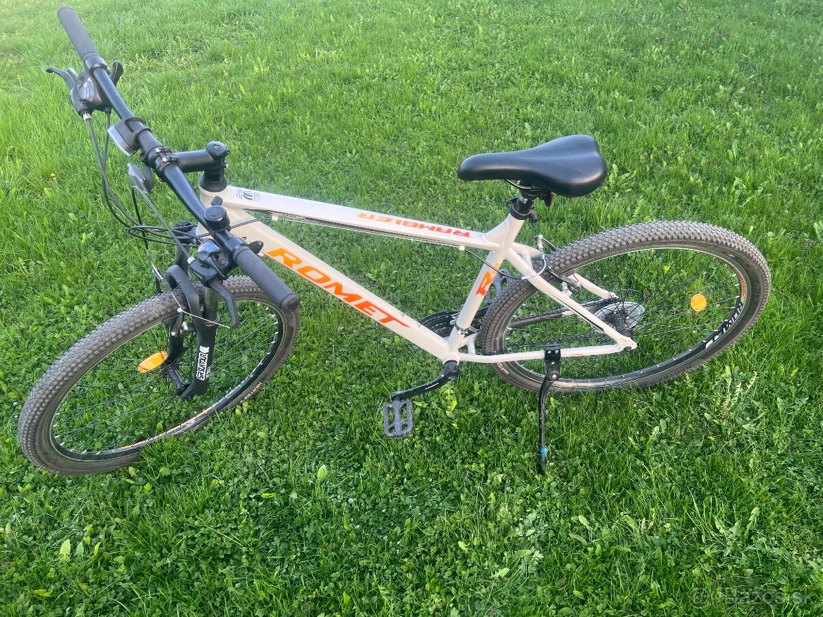 Romet Rambler R9.0