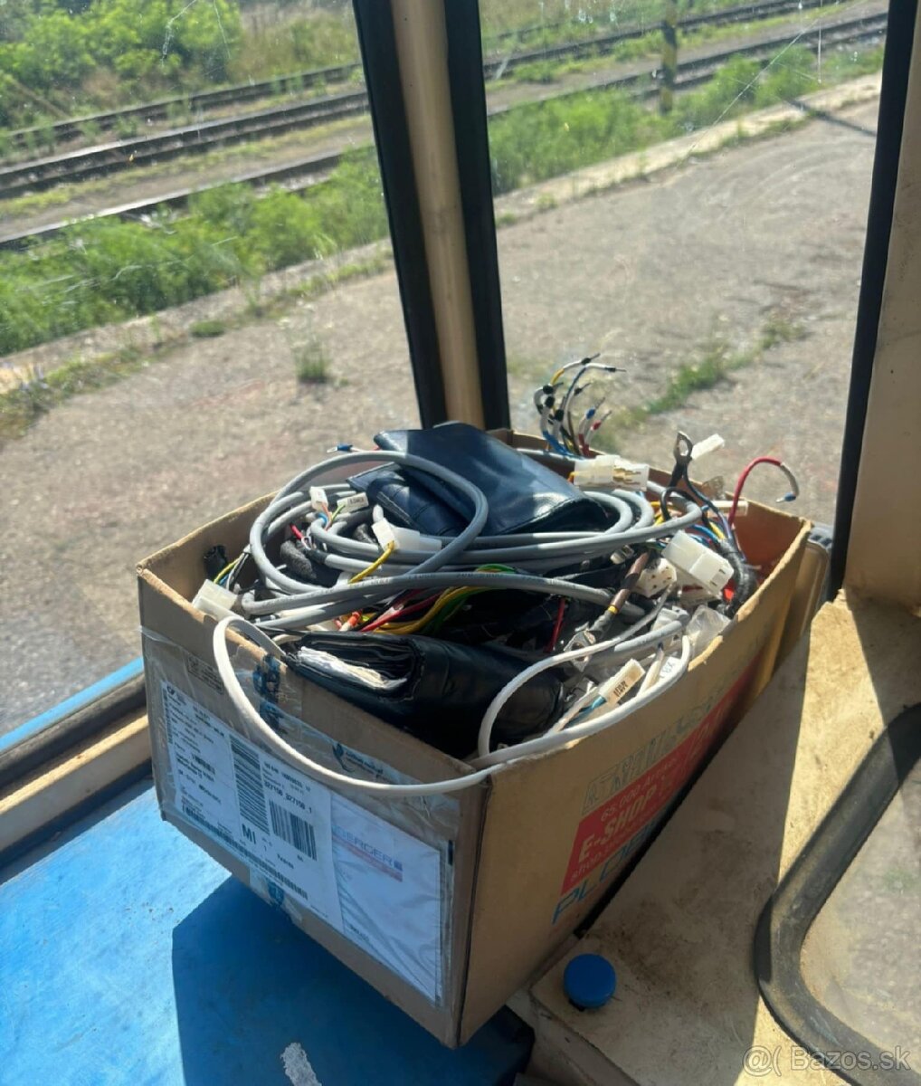 Predam novu kompletnu elektroinstalaciu na zetor