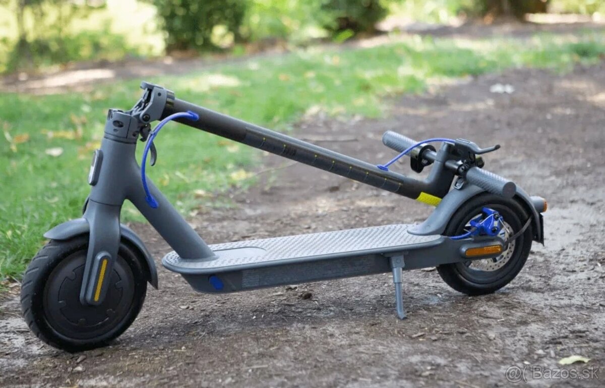 Elektrická kolobežka Xiaomi Scooter 3 Čierna – ako nová