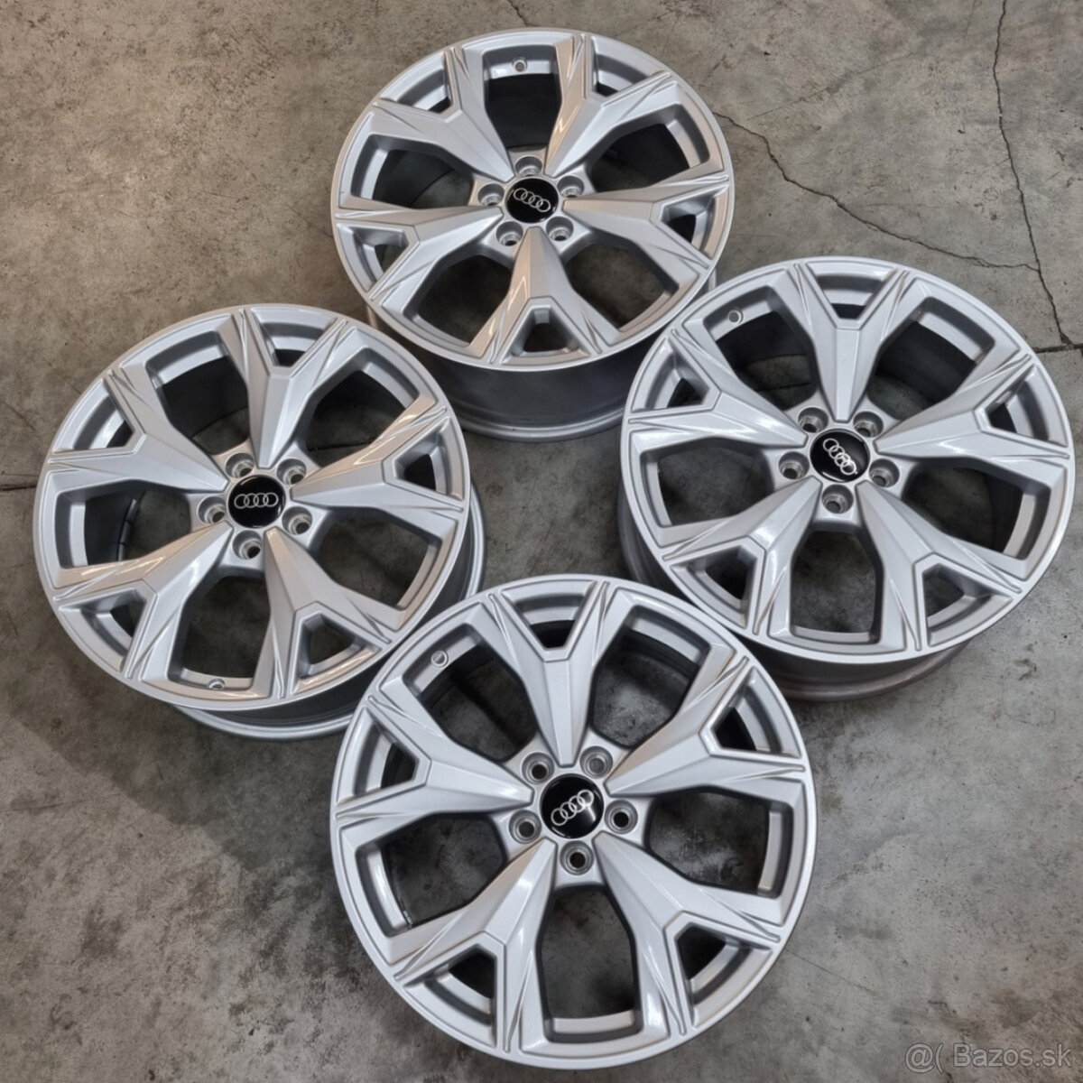 Hliníkové Audi disky 5x100 R17 7J ET43