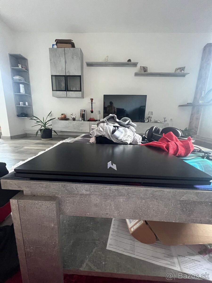 Acer Nitro V 15 Black (ANV15-41-R9XQ)