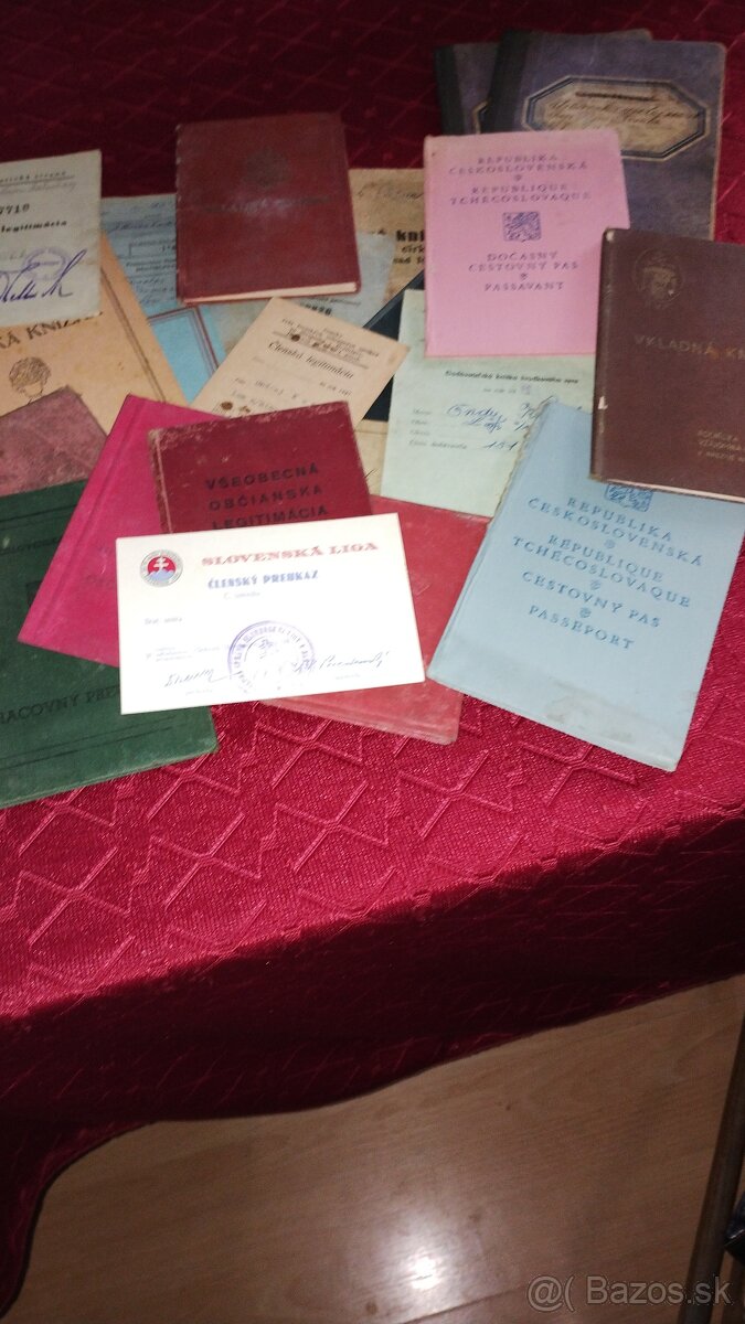 Preukazy rôzne