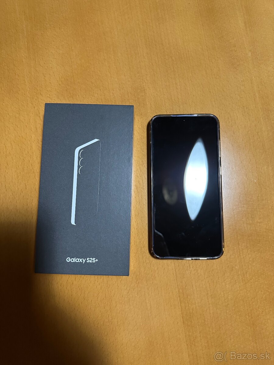 Predám polročný Samsung S25+ 512GB modrý