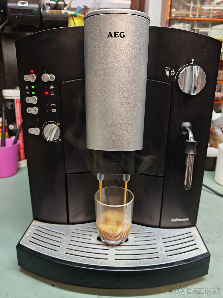 Espresso kavovar AEG Cafamossa JURA
