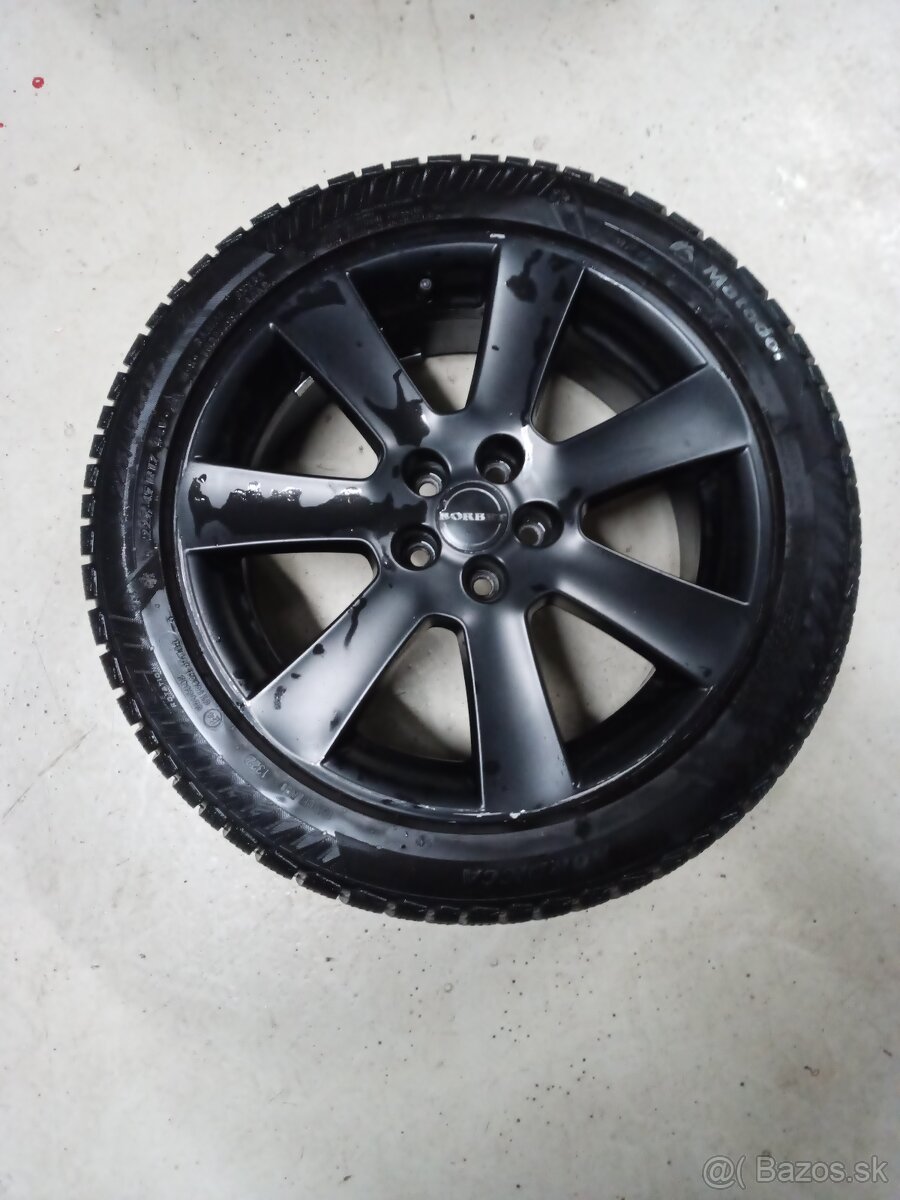 Borbet elektróny čierne