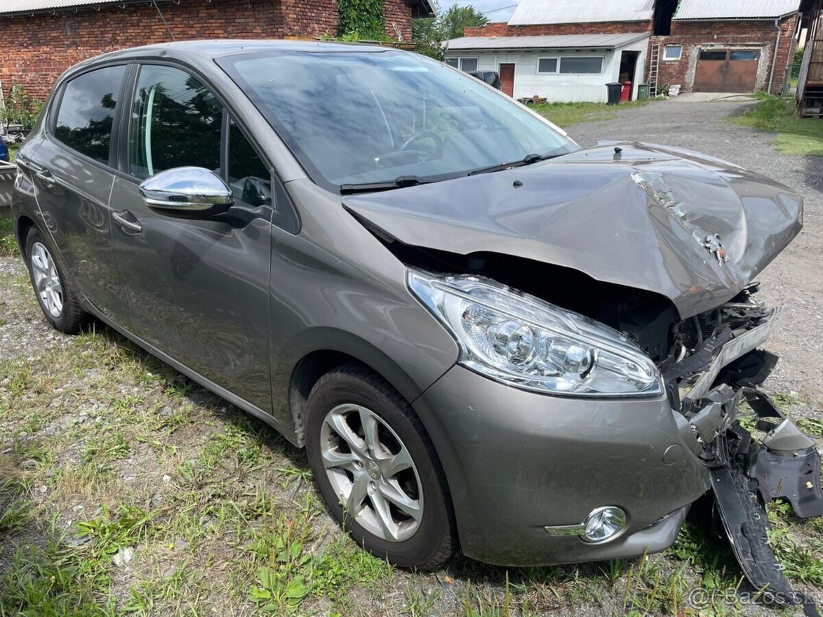 Peugeot 208 1.2 Vti