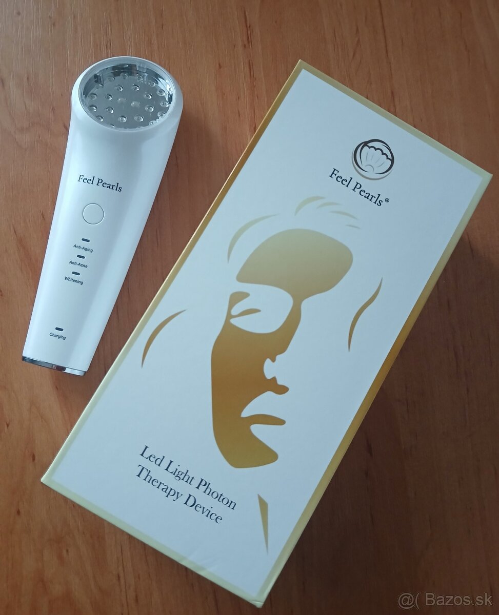 LED kozmeticky pristroj so svetelnou terapiou