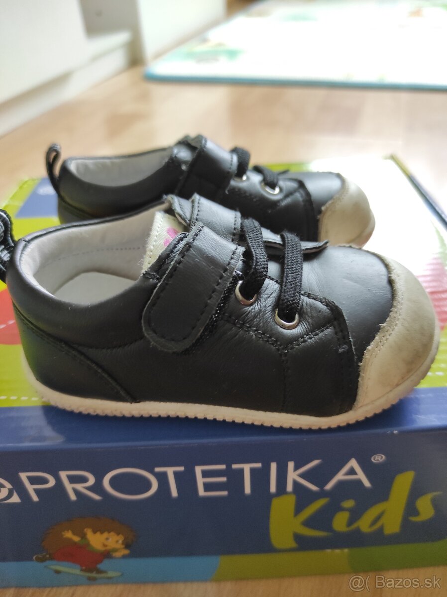 Kožené tenisky Freycoo 21