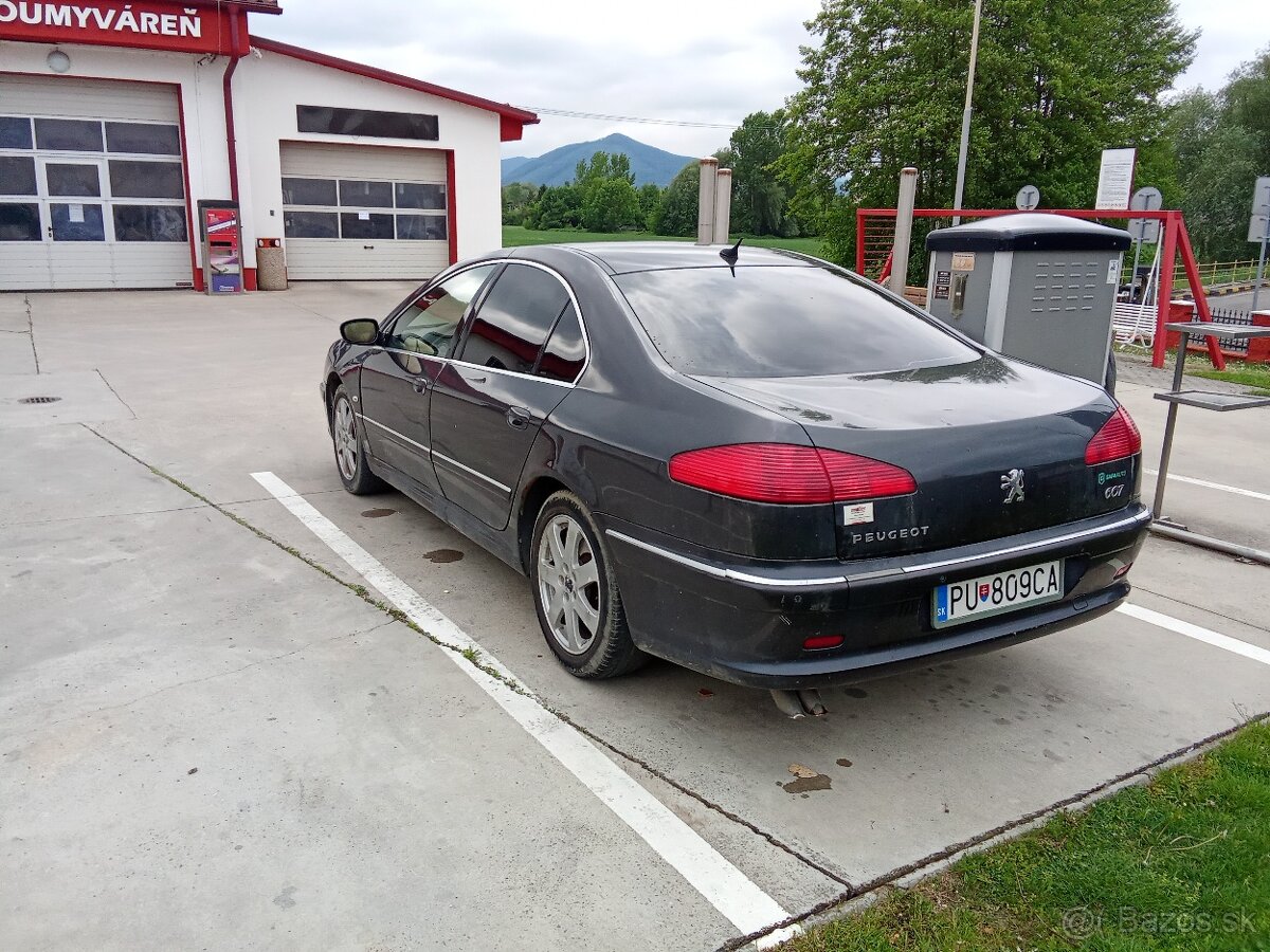 Peugeot 607