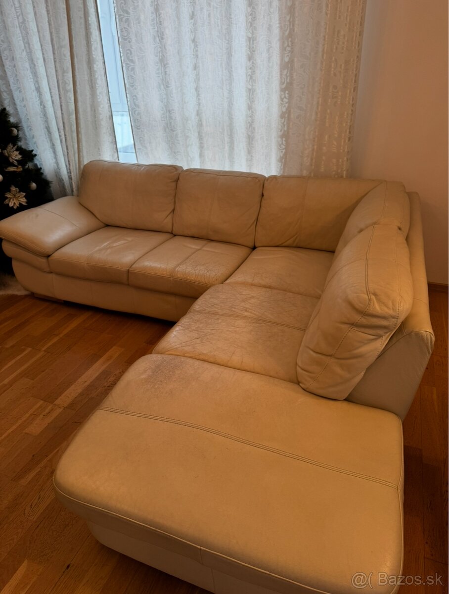 Darujem za odvoz rohovú sedačku z kože