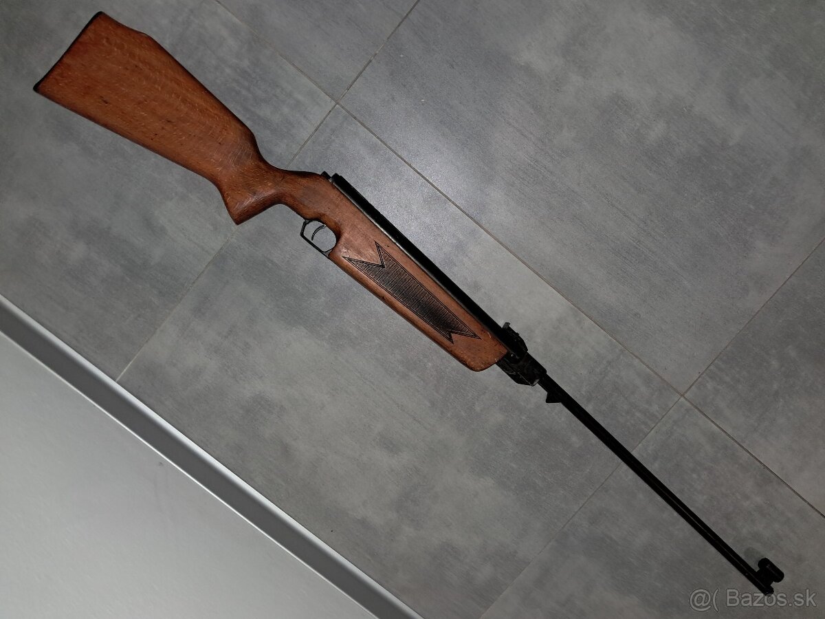 Slávia 631 77lux