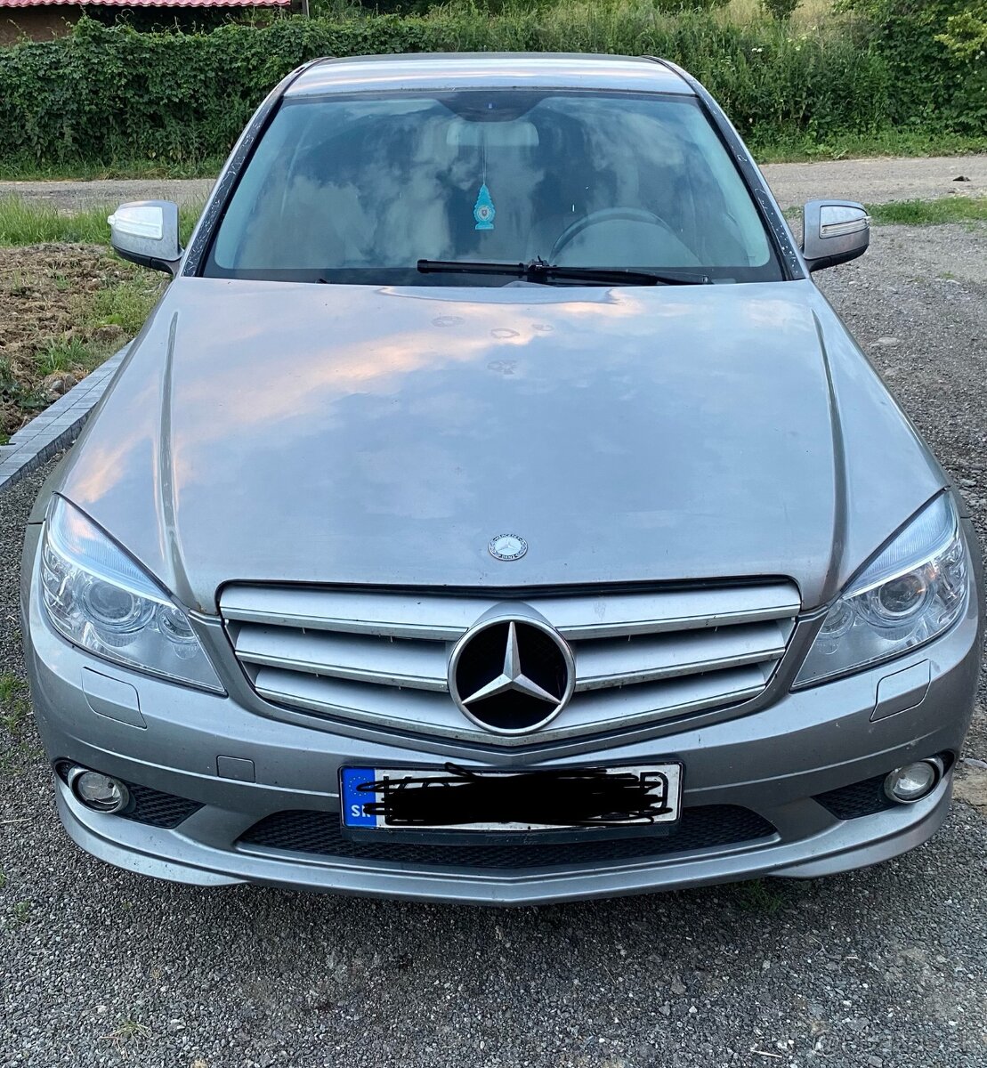Mercedes-Benz C 220