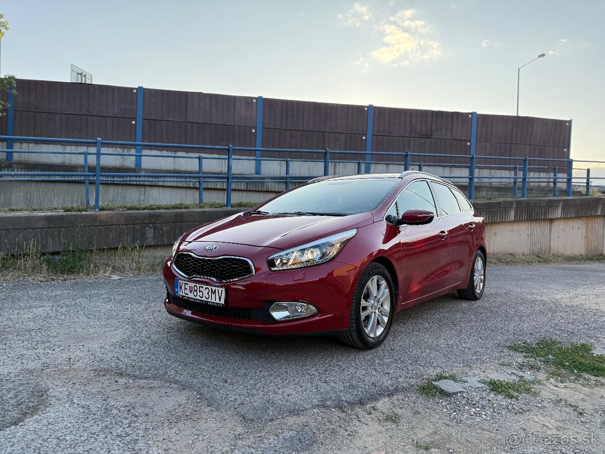 Kia Ceed SW 1.6 Crdi Automat 2014