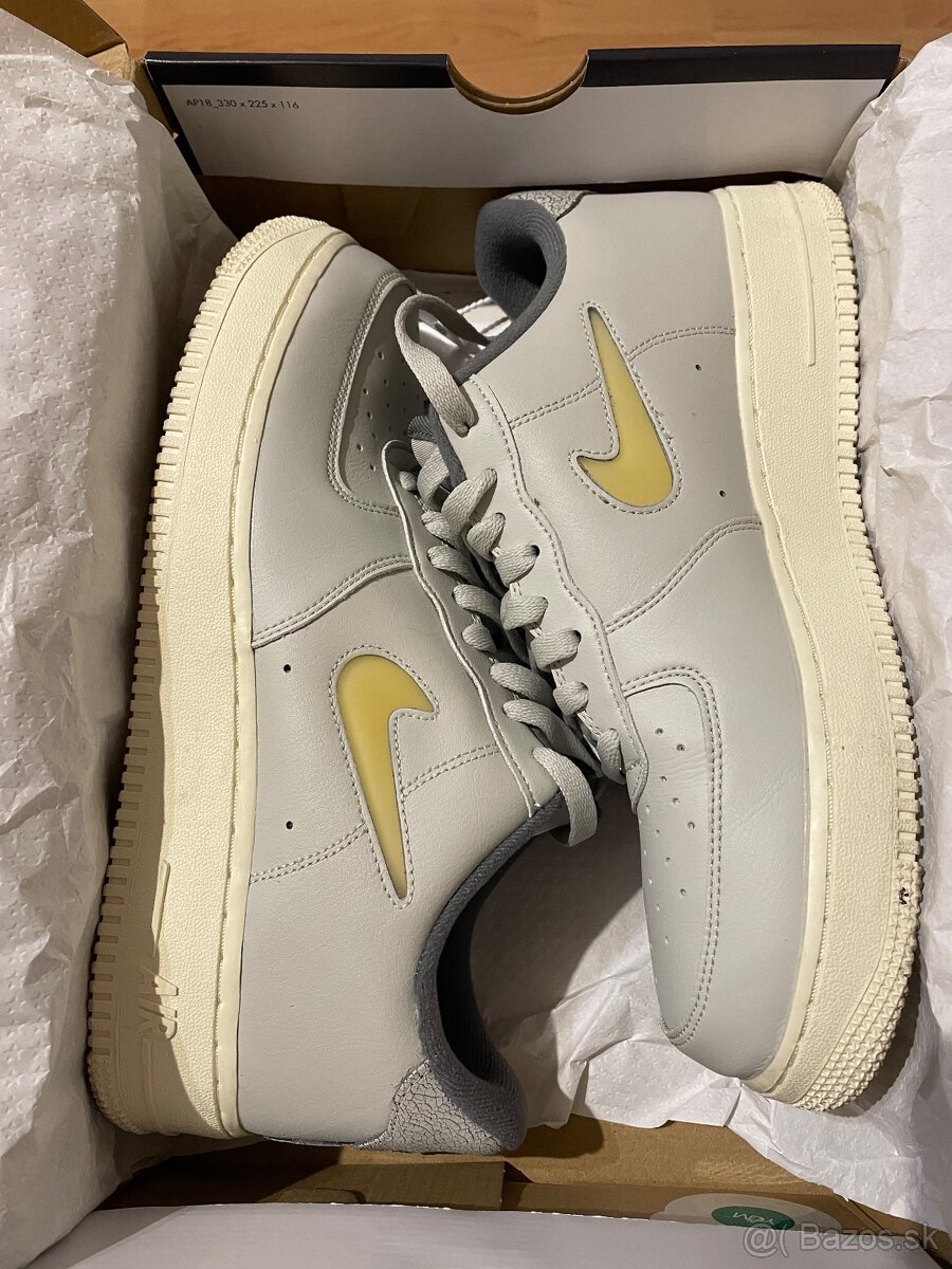 Nike Air Force 1