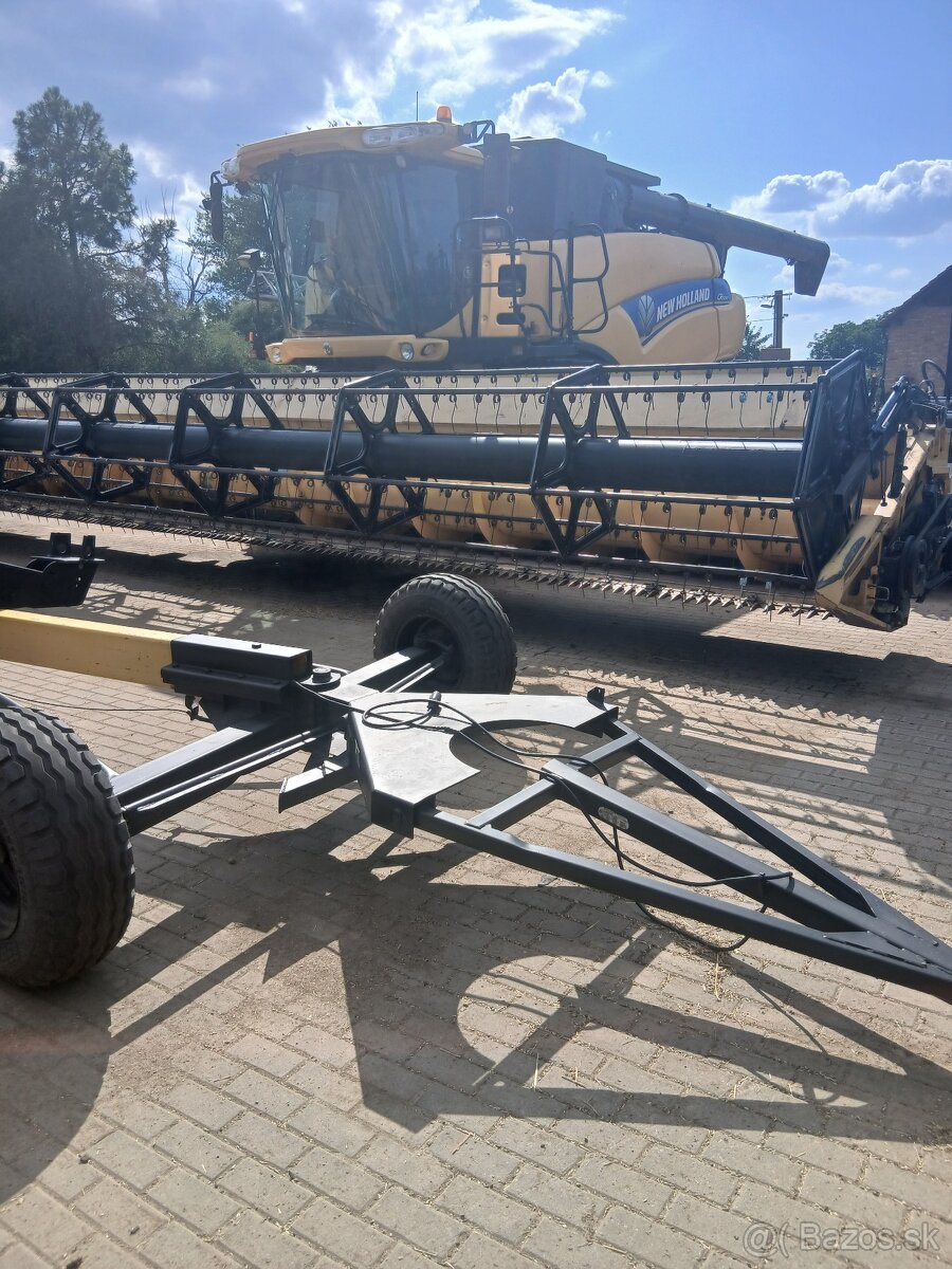 Kombajn CR 9090