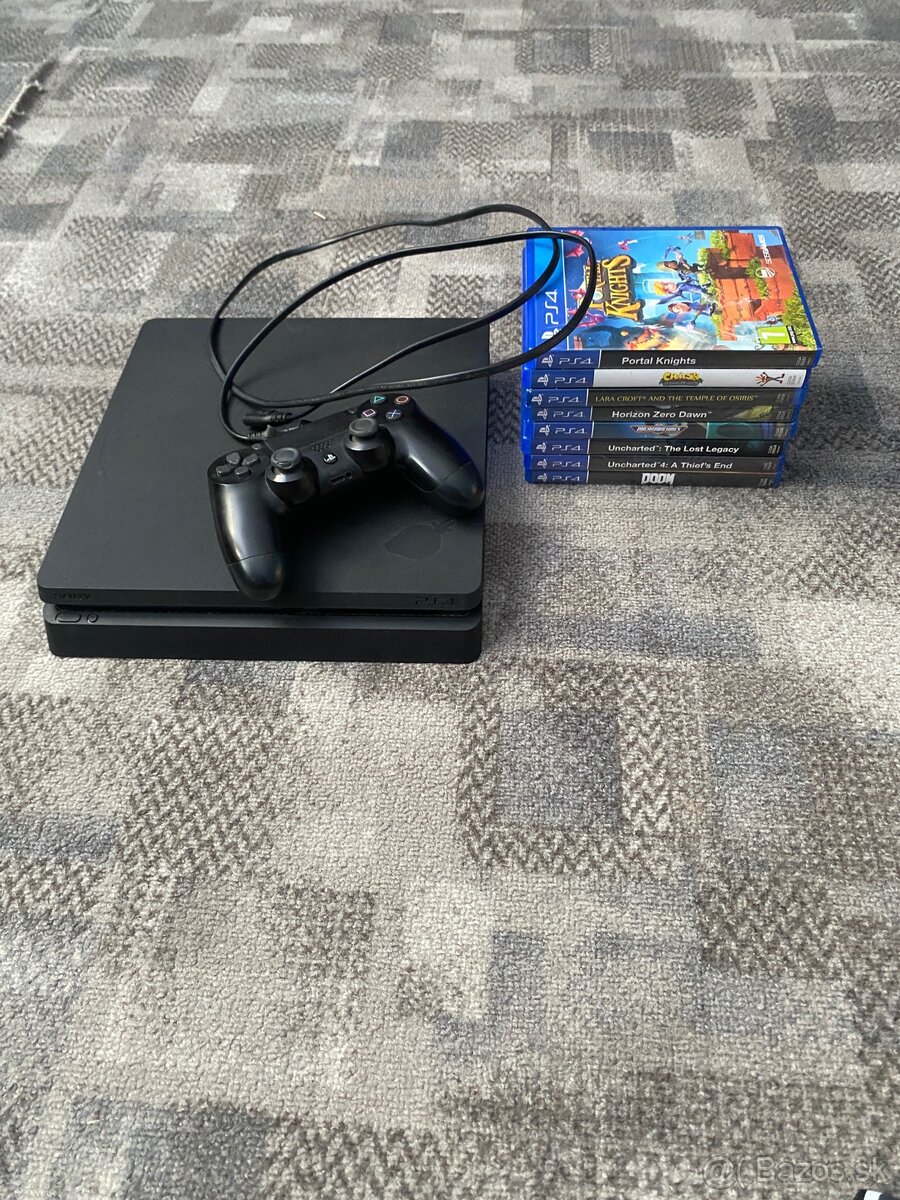 Playstation 4 Slim