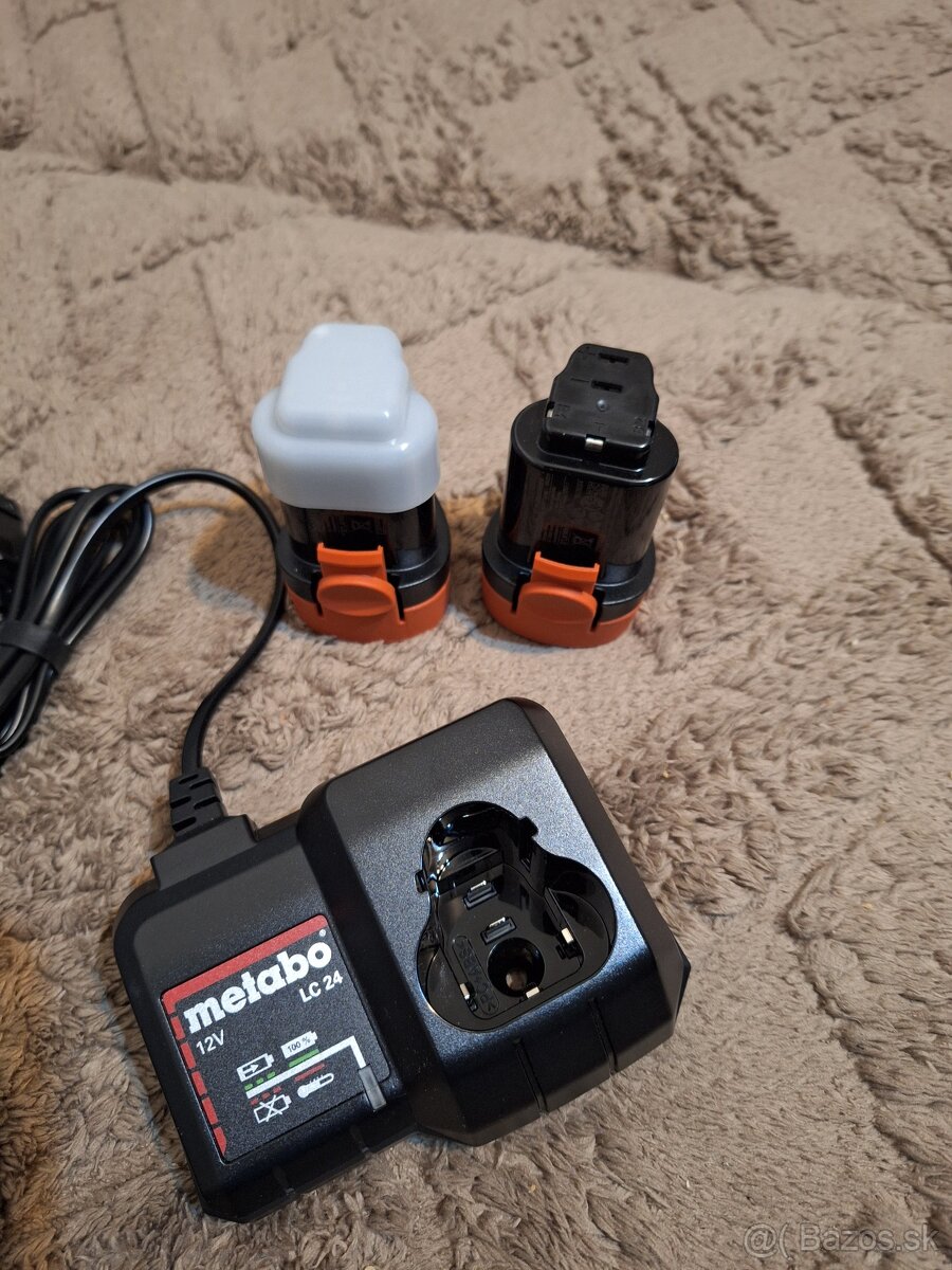 metabo 12v nabíjačka + 2 akumulátory