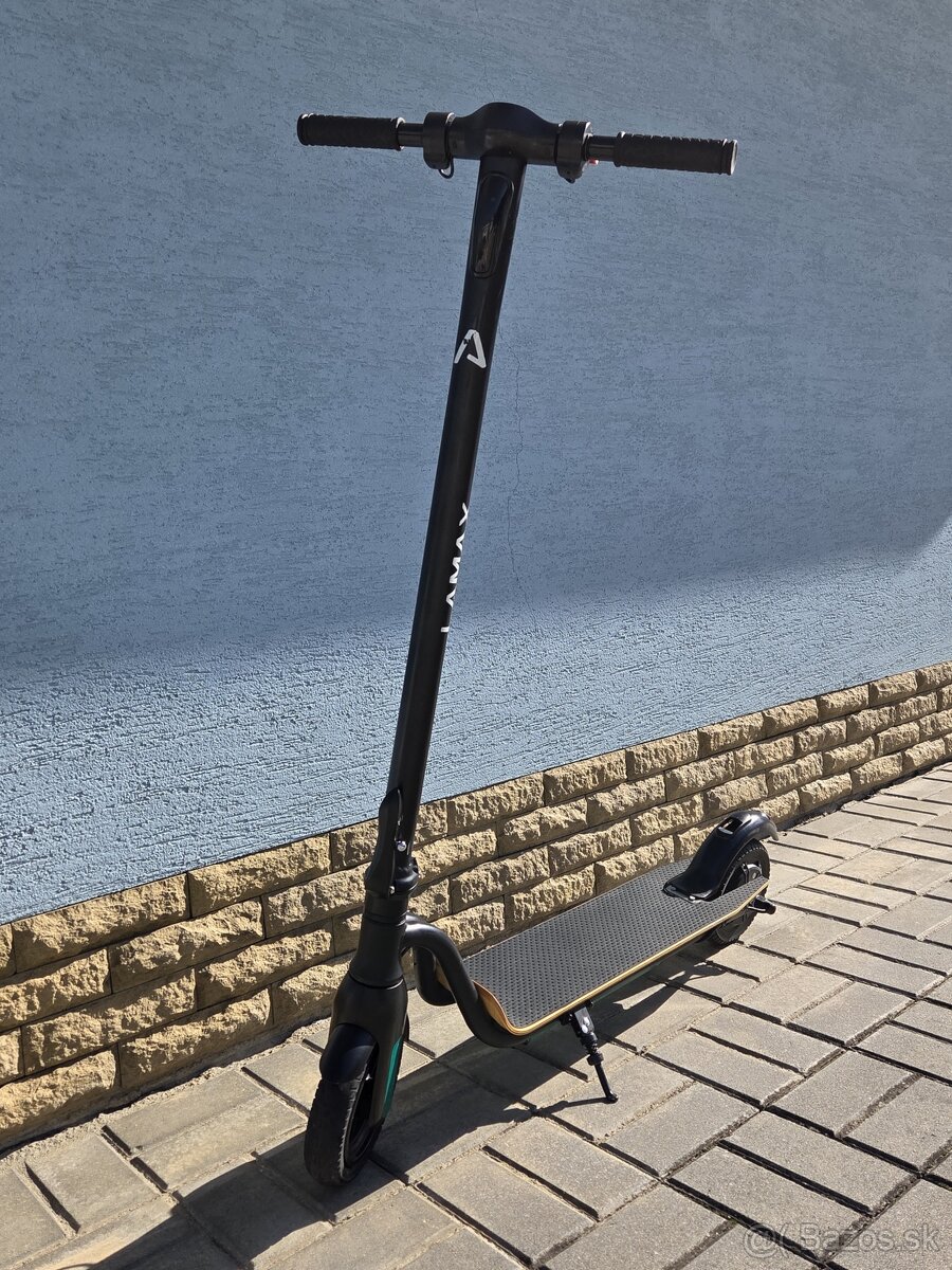 Elektrická kolobežka Lamax