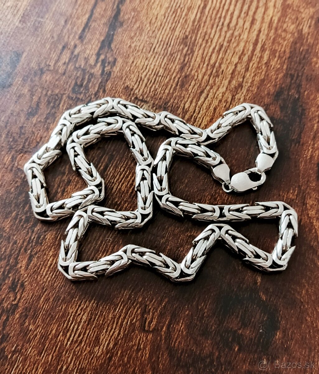 Strieborná retiazka královská