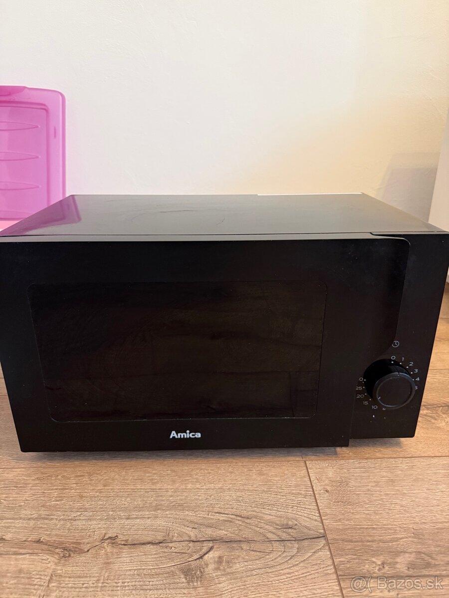 Mikrovlná rúra Amica