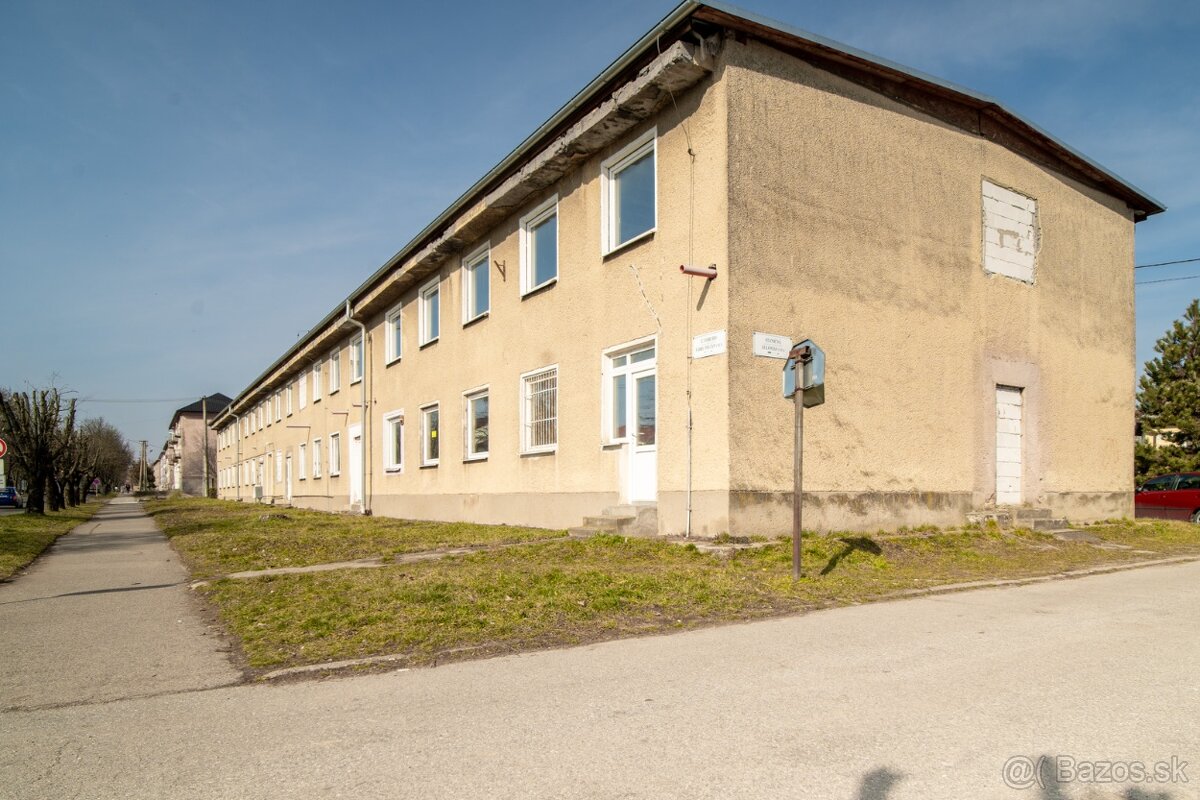 V. Kapušany - budova s investičným potenciálom po reko