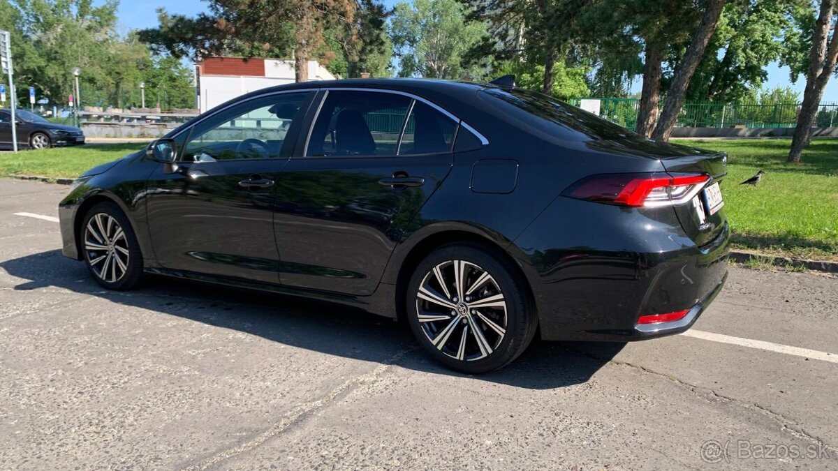 Toyota corolla sedan