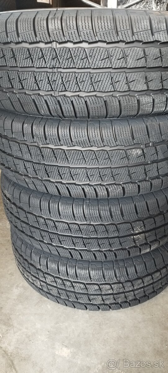 Zimné pneumatiky 235/65 r16C