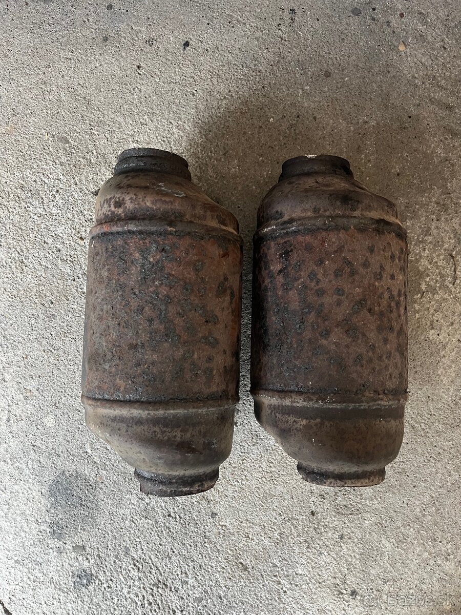 Katalyzátory passat b6 3.2 v6 AXZ