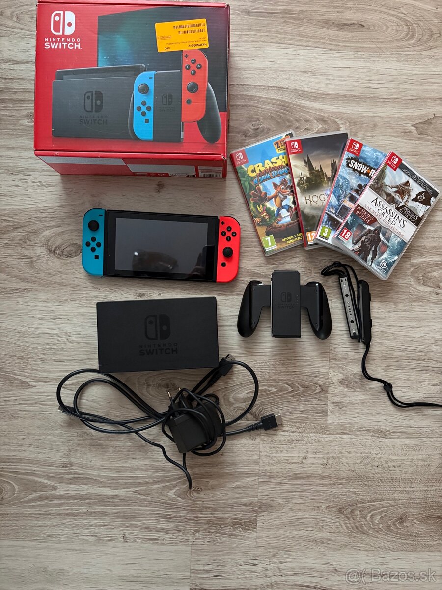 Nintendo switch+hry