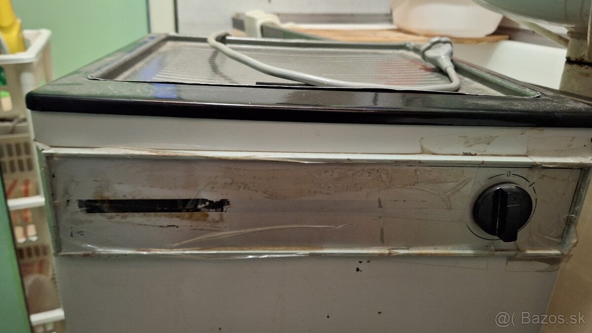 Romo pracka a zmykacka