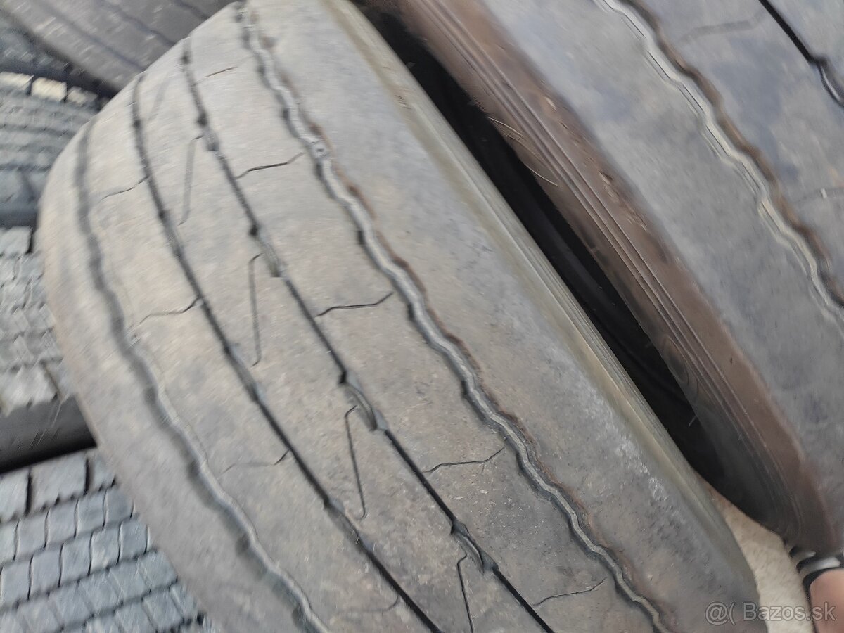 385/55 R22,5 ARMSTRONG