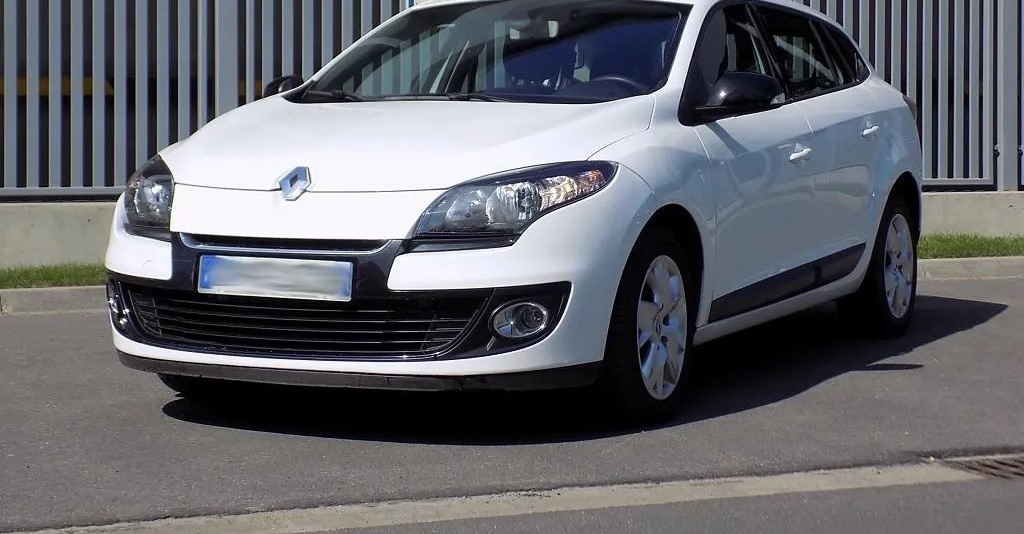Renault megane kombi 2012 1.2tce 85 kw biely,.
