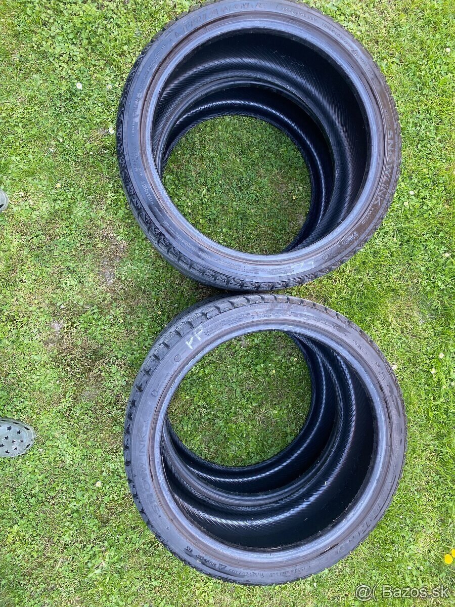 255/35 R19 Zimné pneumatiky 4X
