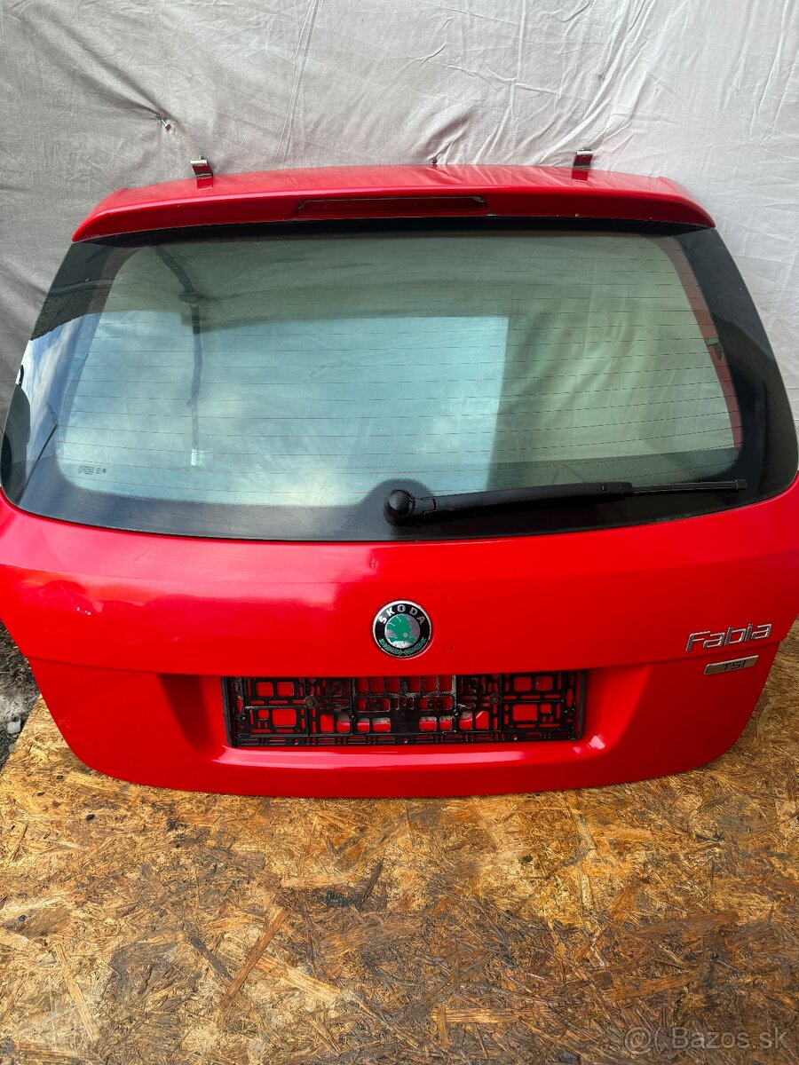 Skoda fabia 2 kombi zadny kufor