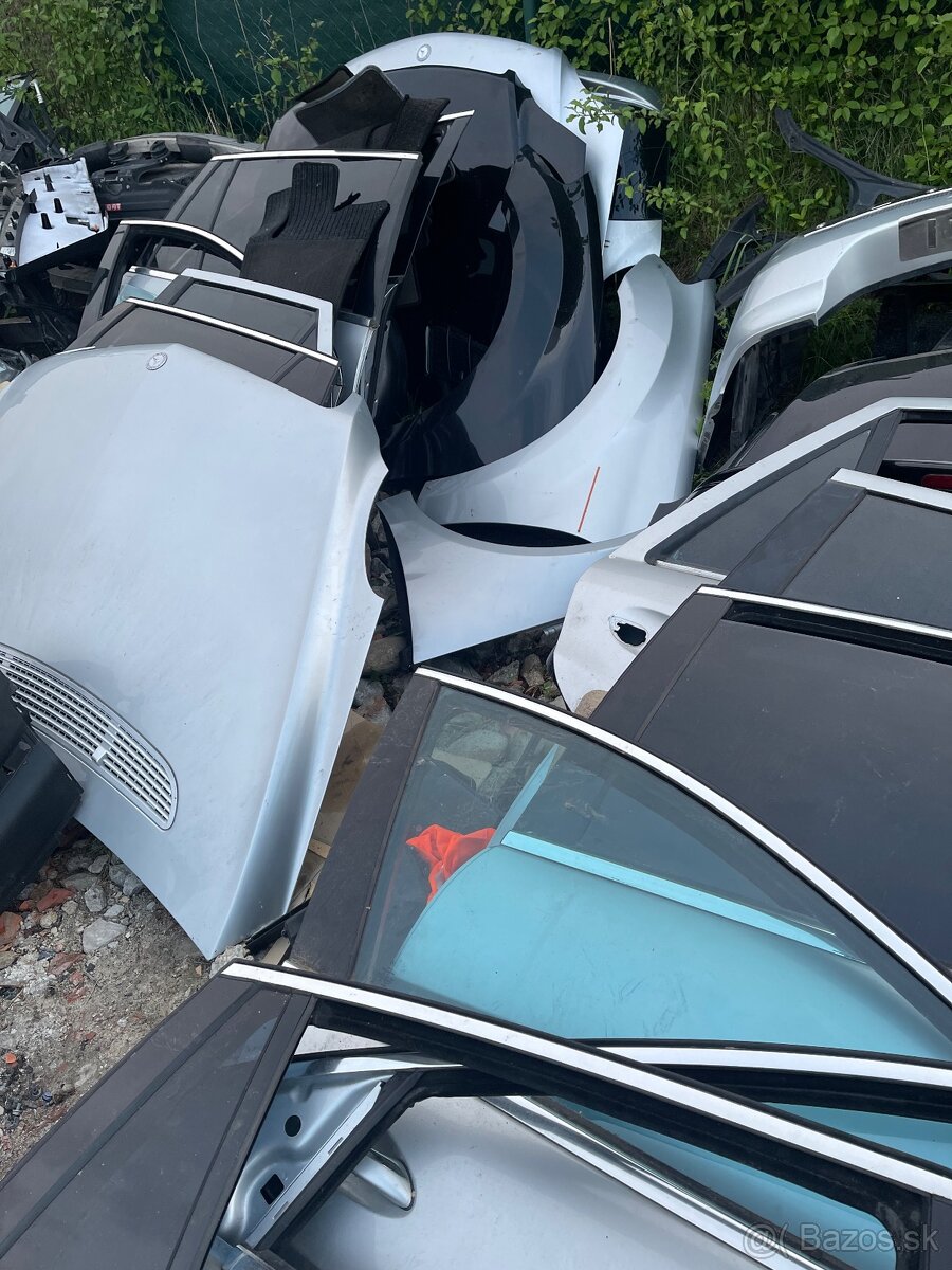Mercedes w164 ml gl w251 r class w221 dvere kapota