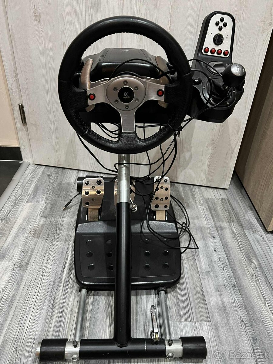 LOGITECH G25 Racing wheel