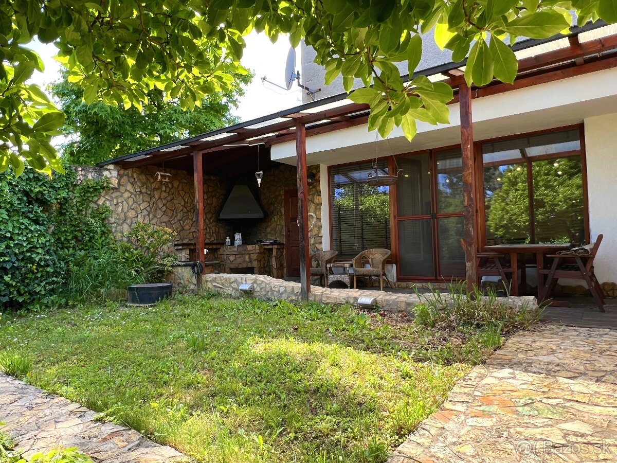 4-izbový tehlový byt s terasou, Vihorlatská, Košice