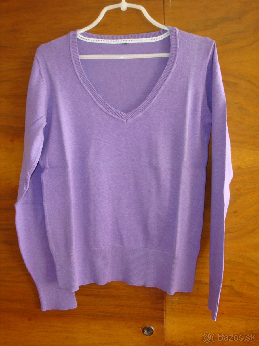 Dámsky pulóver fialovej,tmavomodrej a bledomodrej farby