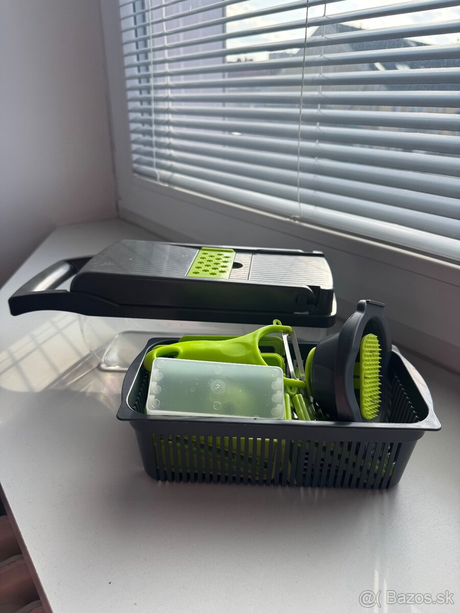 Známy krájač zeleniny z TEMU