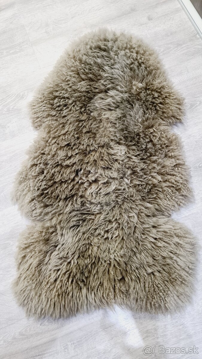 Predám UNI koženú podložku do kočíka 20e aj s poštovným