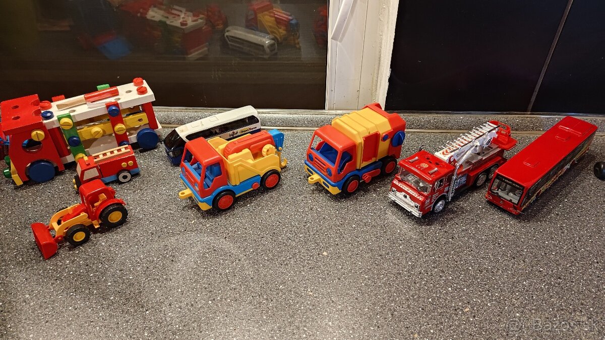 Auticka vsetko spolu