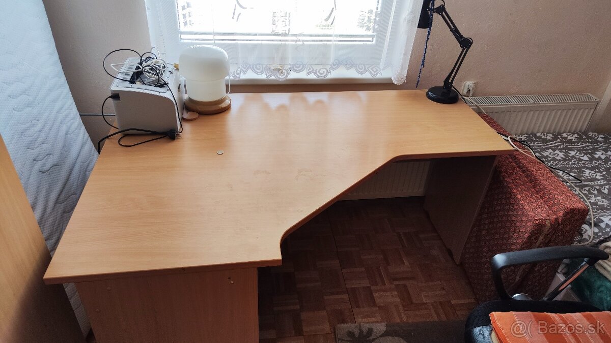 Písací/Pracovný stôl